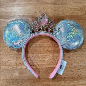 Like new Disney Parks Princess Ears Iridescent Headband